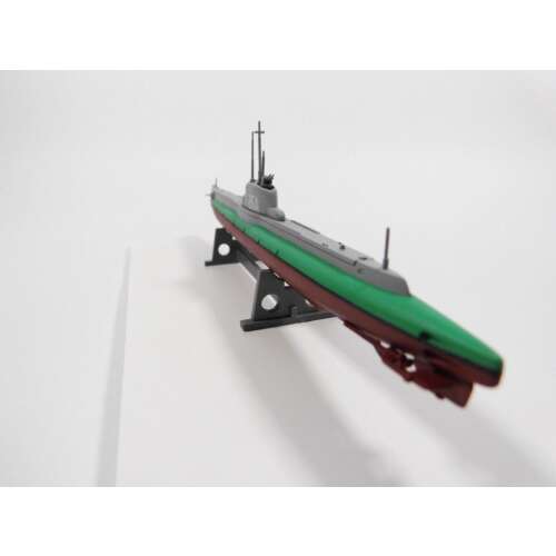 Mirage Hobby ORP 'Eagle 1939' tengeralattjáró műanyag modell 1:400 méretarányban