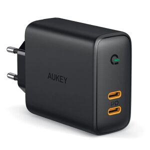 AUKEY PA-D2 36W USB-C Зарядно устройство с два порта, изглед под ъгъл - Зарядно устройство за телефон
