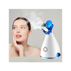 Žena používa Nanoionos Arc Gőzszauna na naparovanie tváre a hĺbkovú hydratáciu - Zariadenie na starostlivosť o tvár