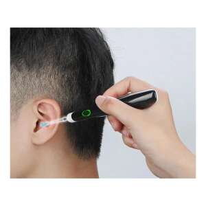 Earwax removal tool with light, using the tool in the ear - Cotton Swab, Cotton Pad