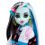 Közelkép a Monster High Frankie Stein baba arcáról