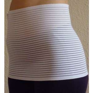 Vaganza Stella szülés utáni haskötő drapp színben, 120-as méretben, egy nőn viselve - Alakformáló fehérnemű