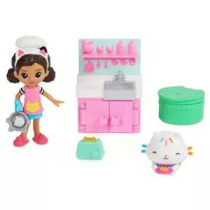 Gabi's Dollhouse Lunch and Munch set featuring Gabi doll, Cakey Cat figure, kitchen counter, toaster, and surprise box - Spin Master