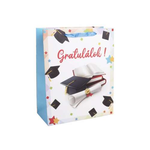 Pungă cadou pentru absolvire cu panglică albastră, cu o pălărie de absolvire, cărți și o diplomă, perfectă pentru a sărbători o ocazie specială