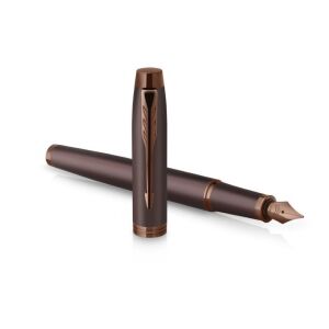 Parker IM Monochrome Burgunder Füllfederhalter mit Kappe - Stifte & Bleistifte