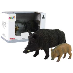 2 darabos vaddisznófigura készlet, melyek egy vaddisznót és egy fiatal vaddisznót ábrázolnak. Erdei állatok. 12324 146087272 - Lean Toys