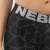 Közelkép a Nebbia Ocean Selected Squat-Proof 543 fekete leggingsről állatmintával