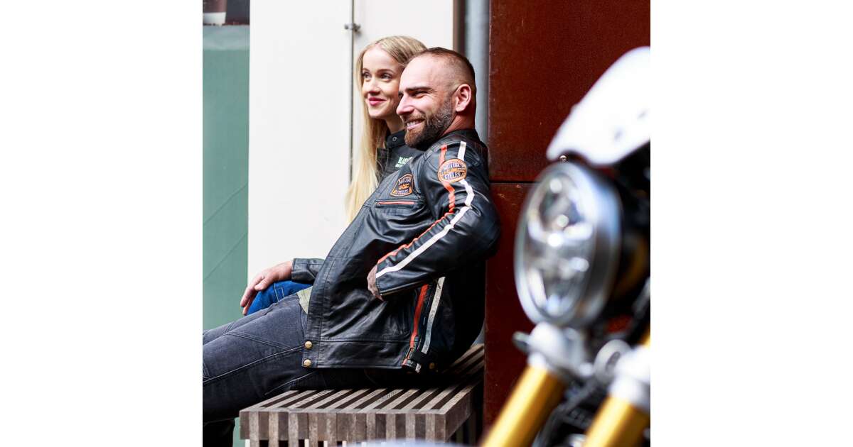 Motorcycle leather jacket W-TEC Sheawen Classic black S | Pepita.com