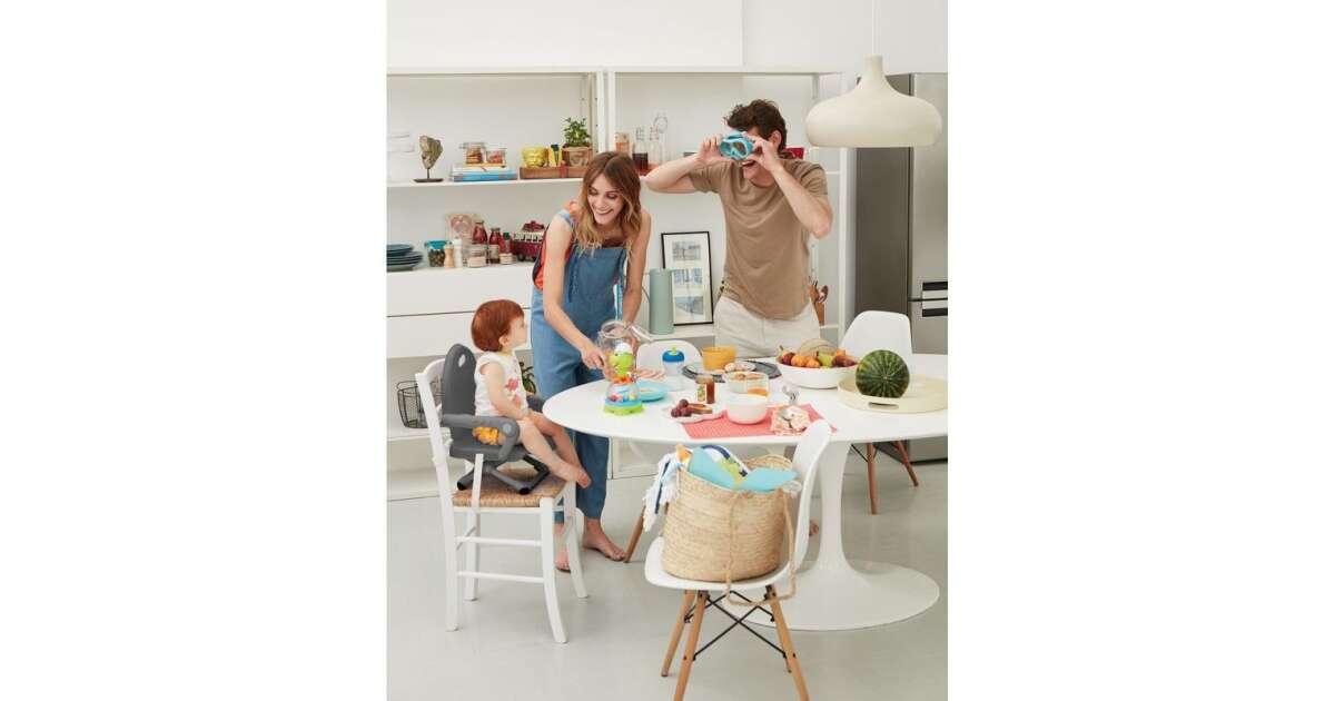 Chicco high chair attaches to online table