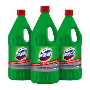 3er Pack Domestos Extended Power Kiefern-Desinfektionsreiniger, 2L Flaschen - Desinfektionsmittel für den Haushalt