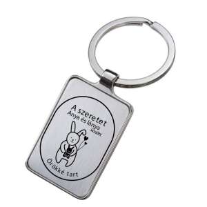 Gravírozott fém kulcstartó egy nyuszit ábrázolva, aki egy szívet tart, a felirat: 'A szeretet Anya és lánya között örökké tart' - Ajándék kulcstartó