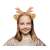 Dziewczynka w jasnobrązowej opasce na głowę renifera z rogami i uszami, idealna na świąteczne imprezy i wydarzenia
