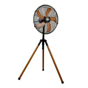 Dizajnový ventilátor Iskra FD-45MC s čiernou kovovou mriežkou a hnedými drevenými nohami statívu - Iskra