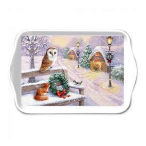 Fehér műanyag tálca téli jelenettel, egy bagoly, mókus és madarak egy padon egy koszorúval - Tálca
