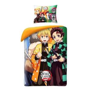 Set de lenjerie de pat Demon Slayer cu personajele Tanjiro, Zenitsu și Inosuke, cu fundal galben și albastru, cu logo-ul Demon Slayer - Lenjerie de pat - tineri și adulți